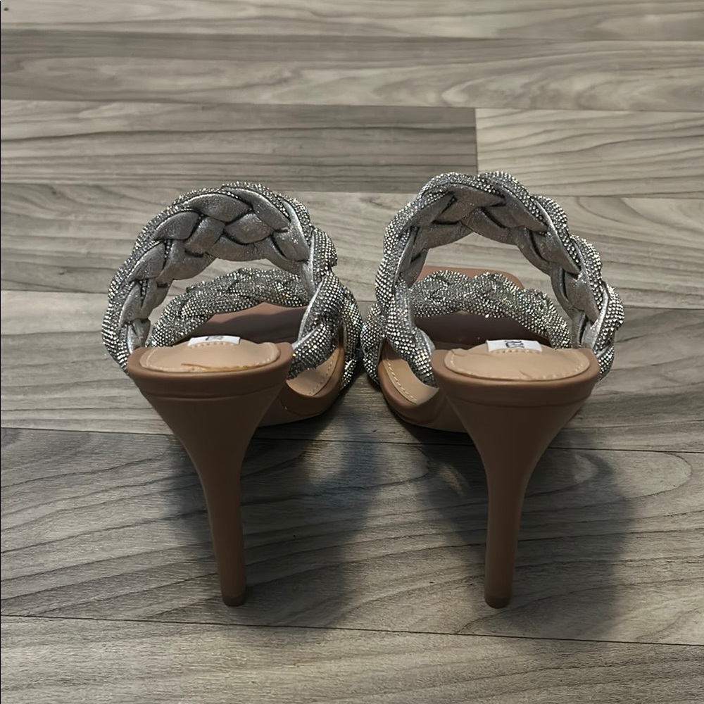 Steve Madden Silver Tan Heels with Braided Design - Picture 4 of 5